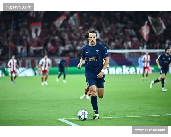 大卫路易斯在足球历史中的多重定位与战术价值深度剖析